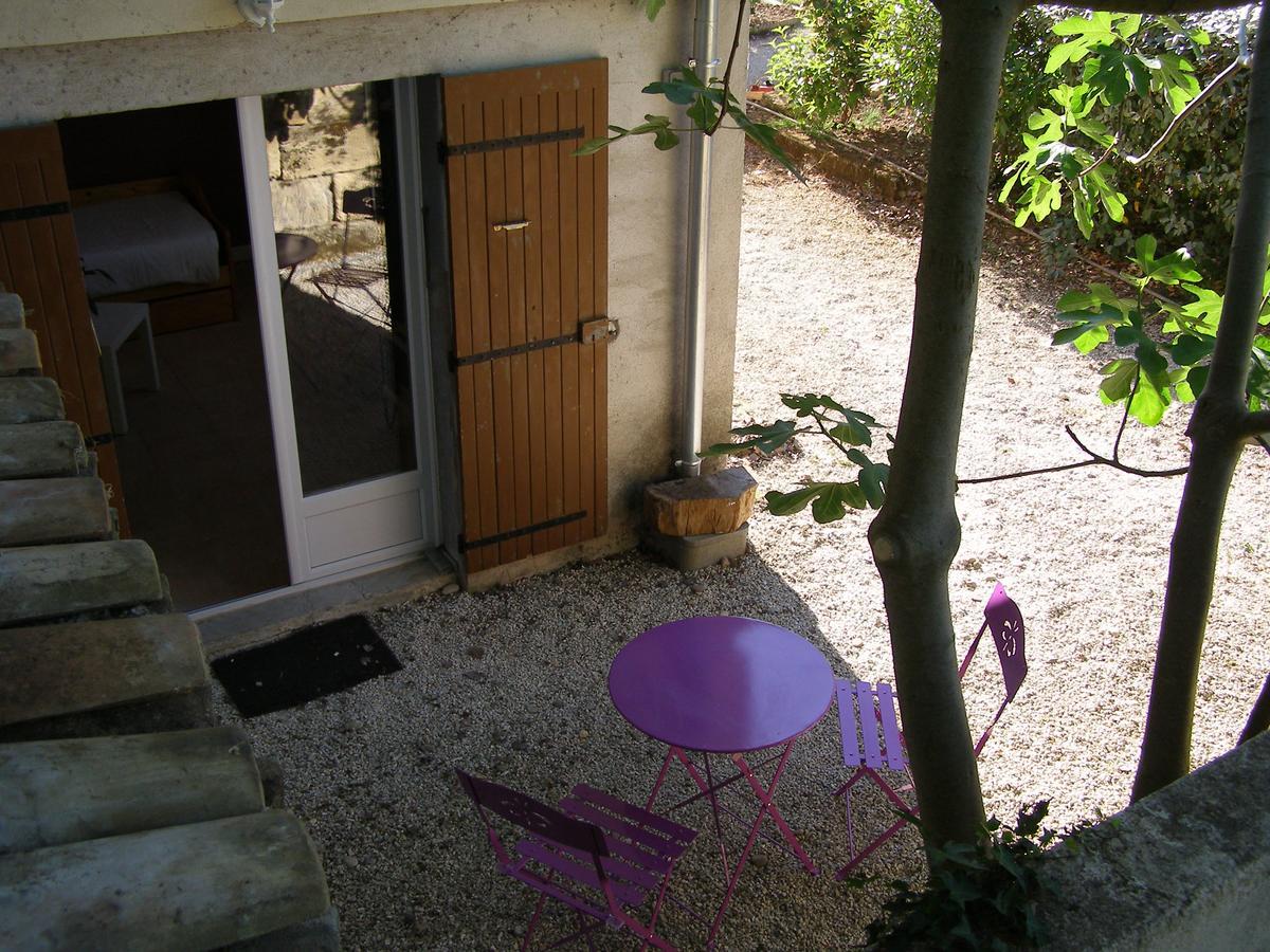 Bed and Breakfast Le Bord De L'Eau Sainte-Terre Экстерьер фото